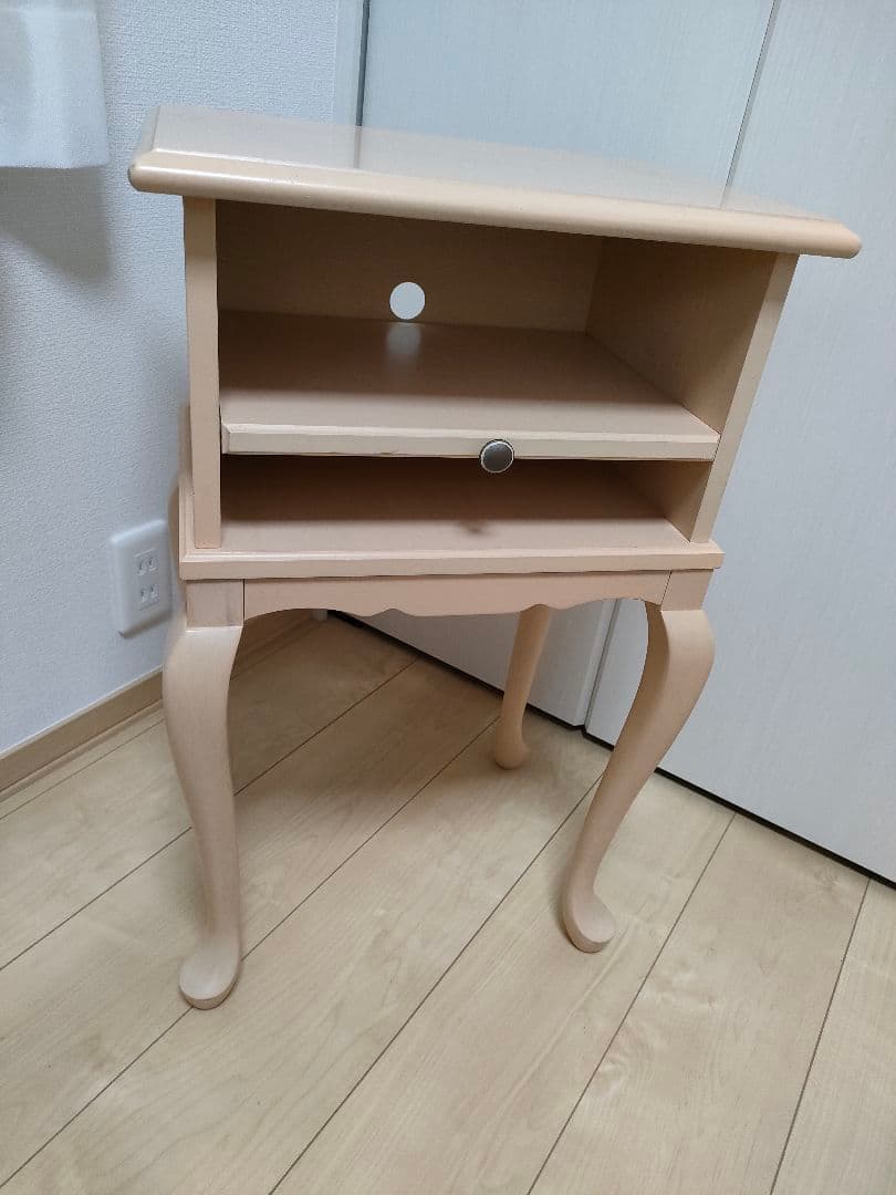 リンホーリン　LYNN HOLLYN　電話台　収納　インテリア　ビンテージ　家具 IDC OTSUKA(大塚家具)取り扱いブランドLYNN HOLLYN(リンホーリン)の