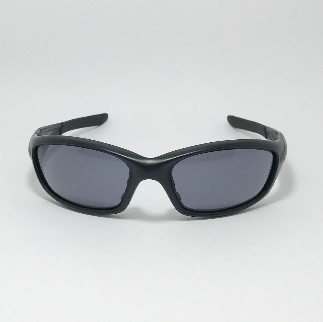 訳アリ特価！】IO氏着用モデル オークリー サングラス ストレート