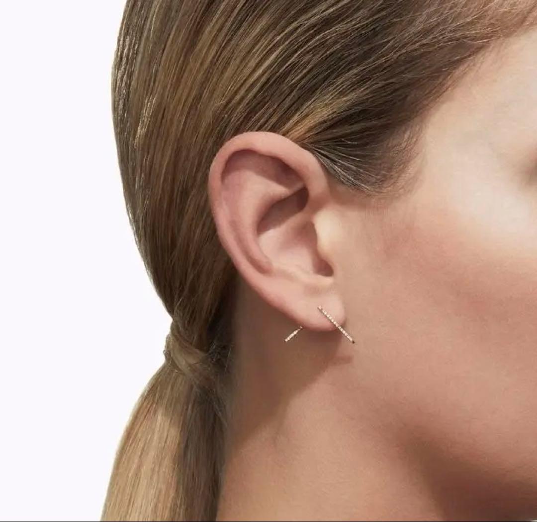 SHIHARA ダイヤモンド　ポスト　ピアス　イエローゴールド K18 シハラ Shihara Diamond Post Earring 前面にダイヤモンドがあしらわれた線形