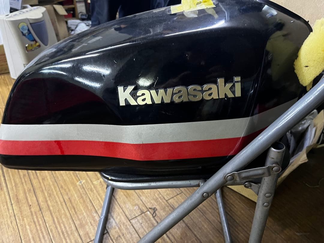kawasaki Z750GP タンク 初期カラー？ Z750GP 東京本社 隠れ名車のナナハン!｜SOLD OUT｜旧車・絶版バイク
