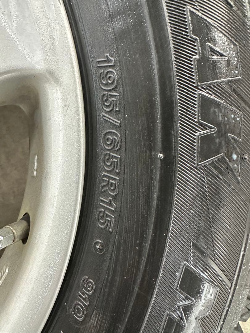 送料無料 195/65R15 冬タイヤブリヂストン プリウスから取外 - メルカリ