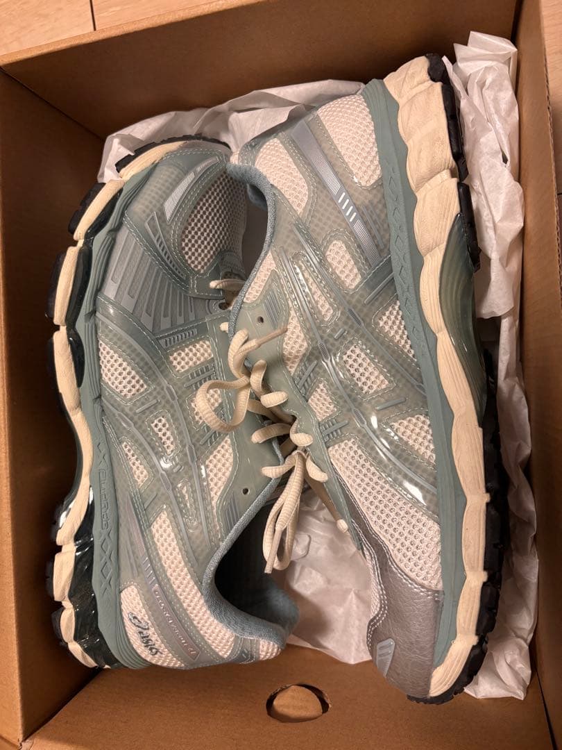 KITH Ronnie Fieg × Asics ゲルカヤノ12.1 キスxアシックスよりコラボゲルカヤノ12.1ライトセージが登場か