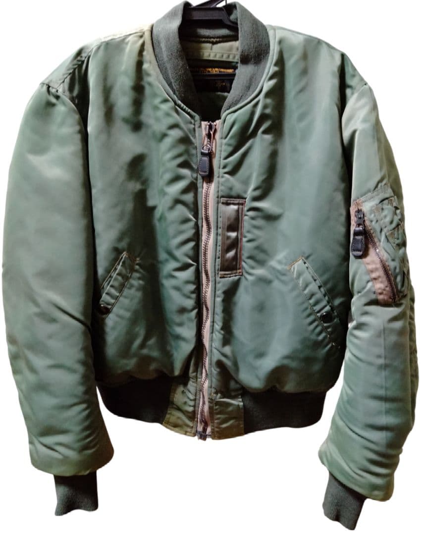 【ほぼ未着用】バズリクソンズ MA-1 ほぼ未着用】バズリクソンズ MA-1 - メルカリ