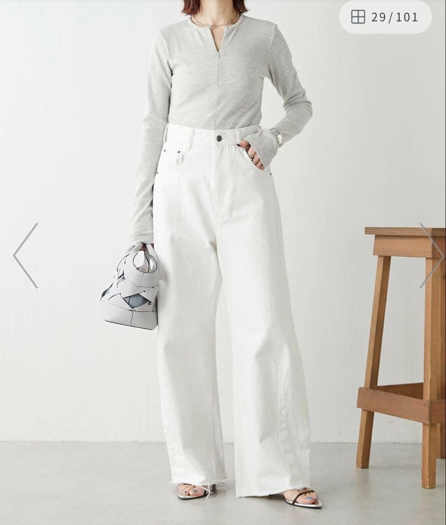 【新品　未使用】コラージュ　ガリャルダガランテ　ホワイト デニムパンツ TM COLLAGE GALLARDAGALANTE（コラージュガリャルダガランテ）の「Q.anos