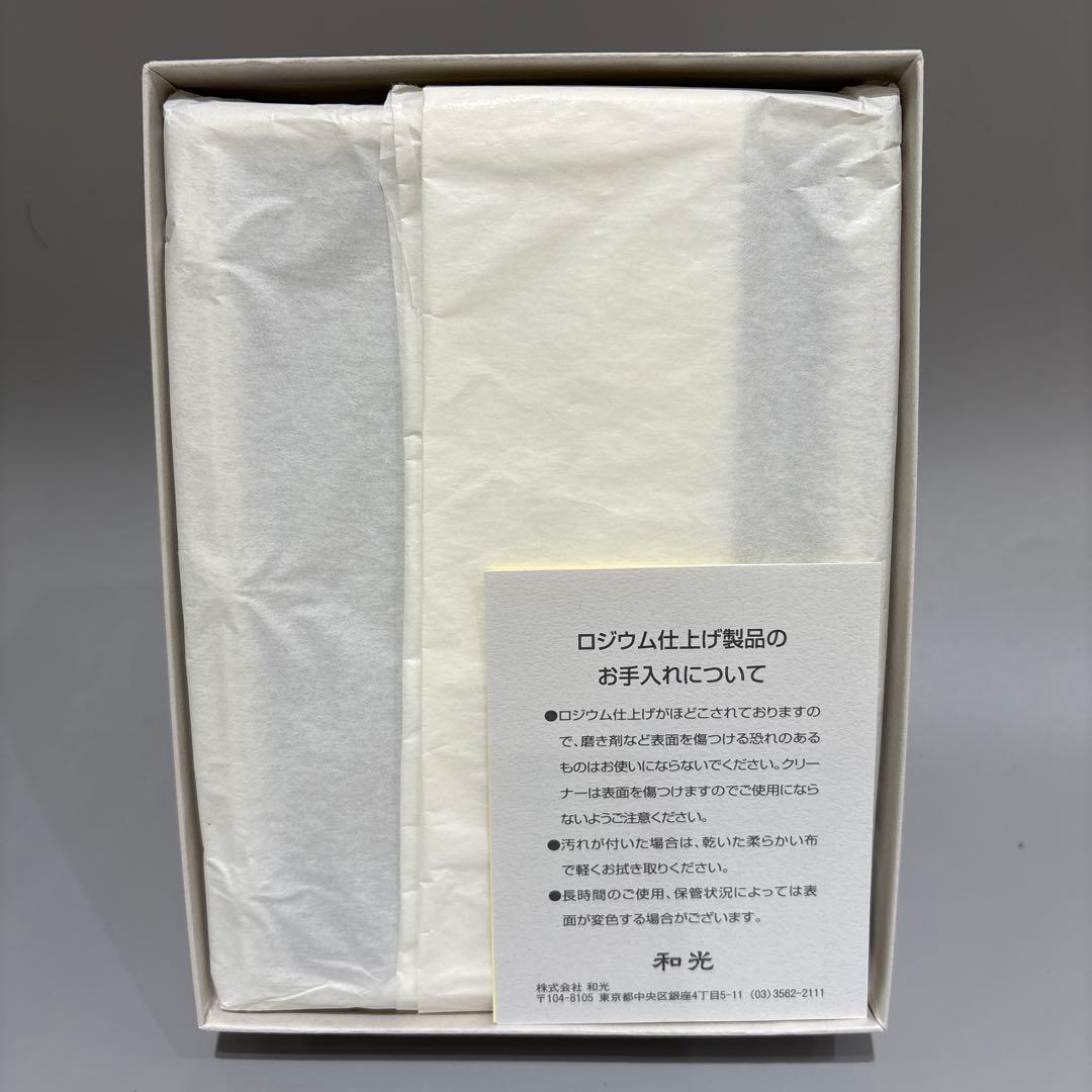 新品 銀座WAKO『プラチナフォトフレーム／スパイラル（大）2Lサイズ