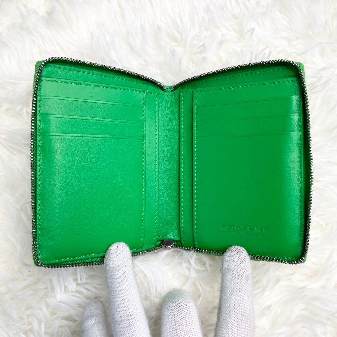 現行品 未使用級】ボッテガヴェネタ 二つ折り財布 マキシイントレ