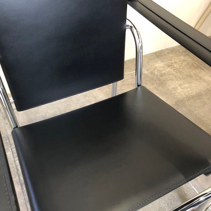 コルビジェ LC1 スリングチェア 正規品 希少 美品 カッシーナ - メルカリ