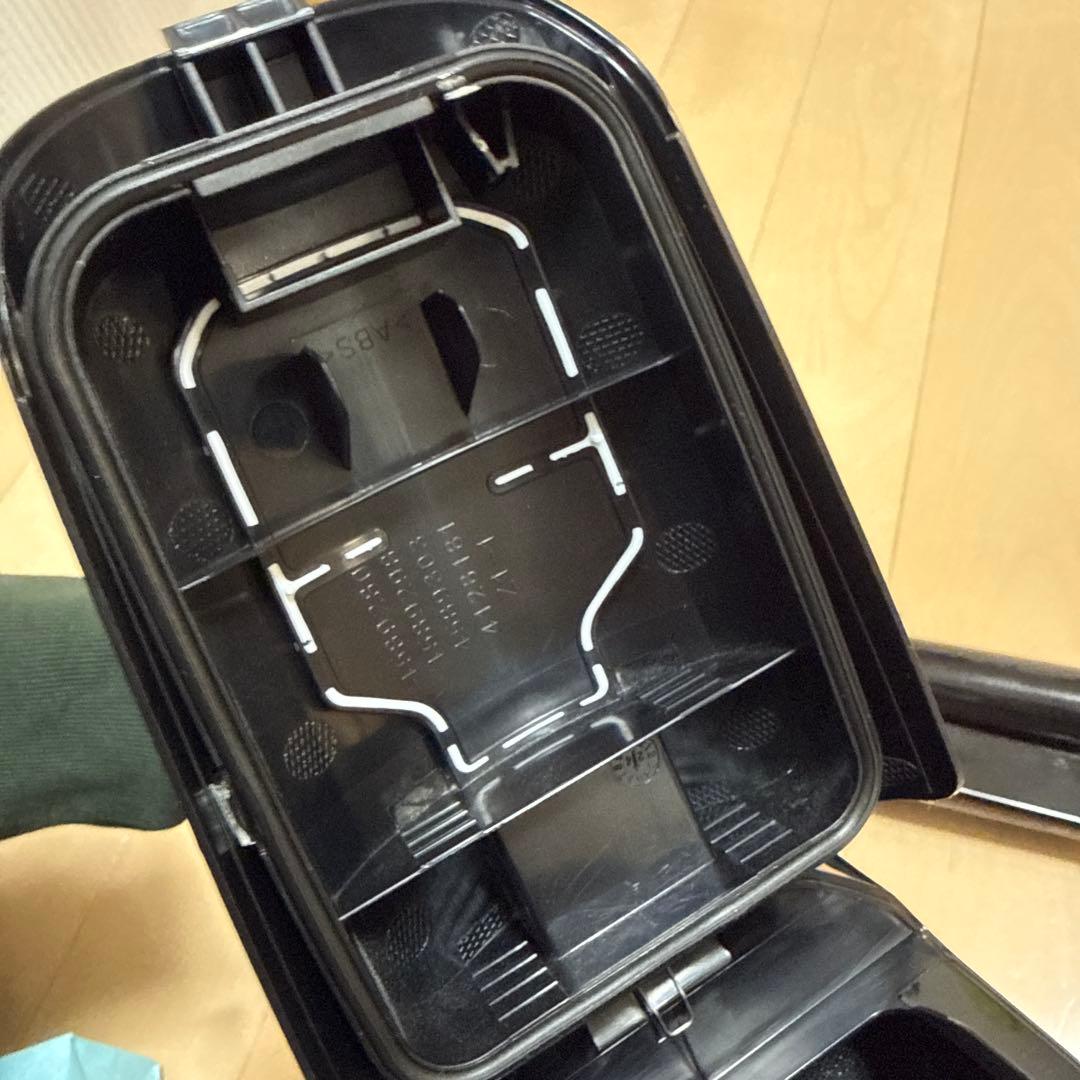 美品！makita 充電式クリーナー ターボ60 CL113FD ブラック - メルカリ