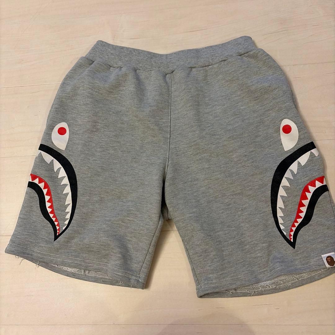 A BATHING APE アベイシングエイプ シャーク ショートパンツ M - メルカリ