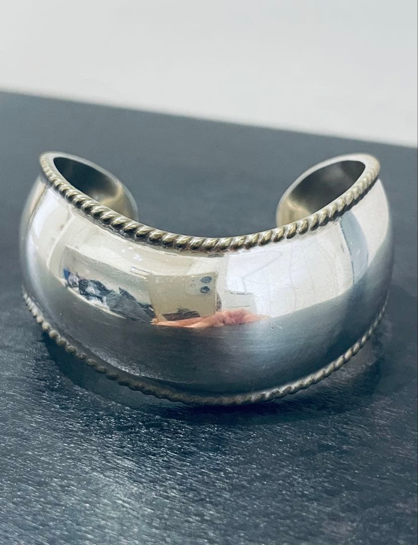 【火曜限定】ヴィンテージ シルバーバングル　メキシコシルバー メキシコ製 1990年代 ヴィンテージ】シルバーバングル s28 | old silver