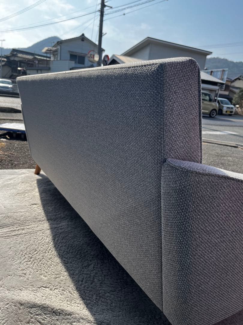 カリモク60 3P ロビーチェア ミストグレー中古品 - メルカリ