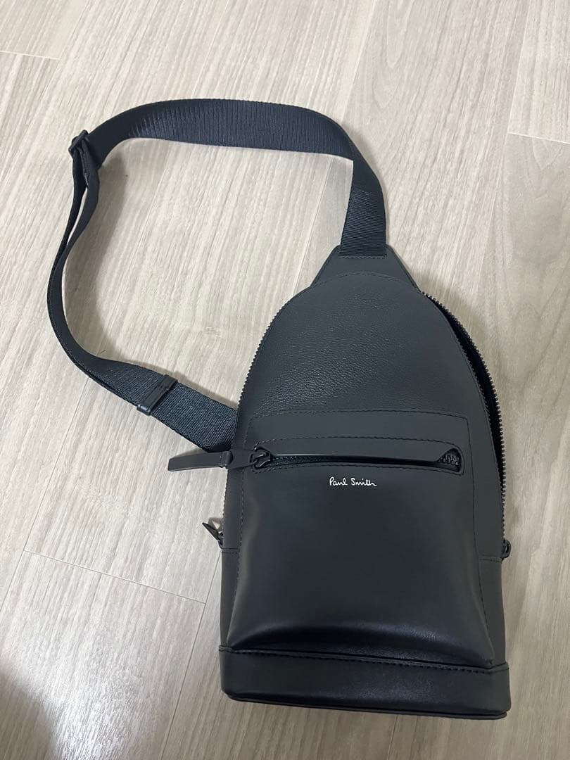 PaulSmith ボディバッグ　レザーブライトストライプ　ブラック Amazon | [ポール・スミス] レザーブライトストライプトリム ボディ