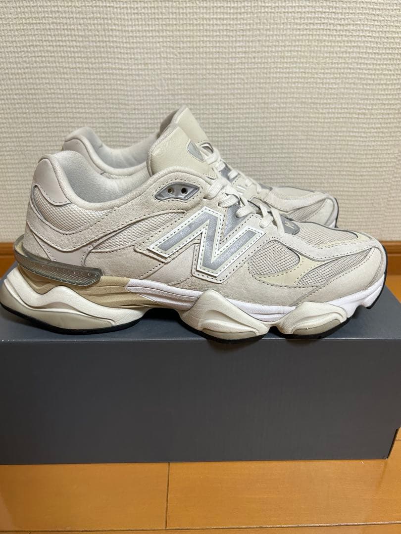 靴 New Balance U9060WHT 26.5cm