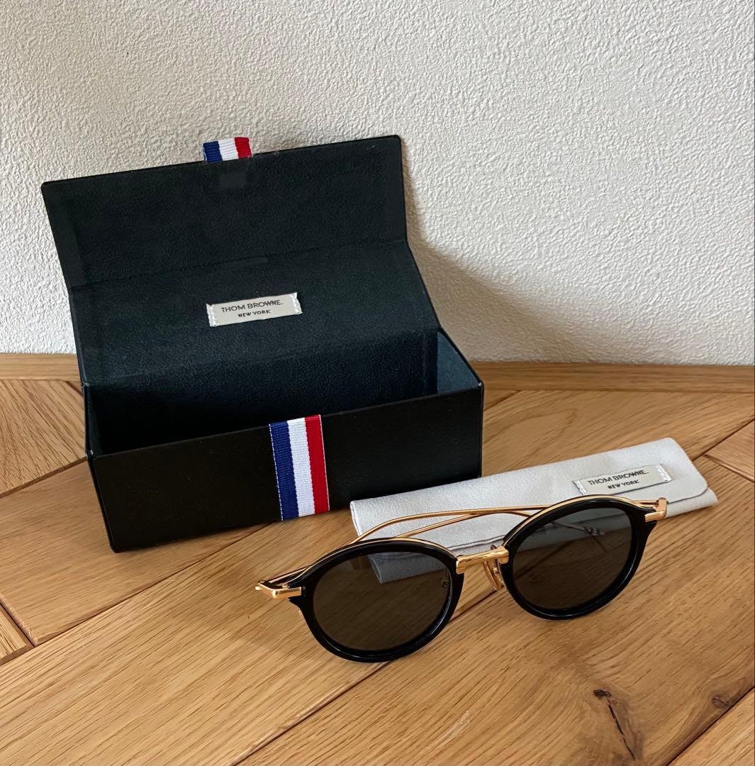 即日配送 / THOM BROWN トムブラウン サングラス 49◻︎21-150 中古・古着通販】Thom Browne (トムブラウン) サングラス ネイビー