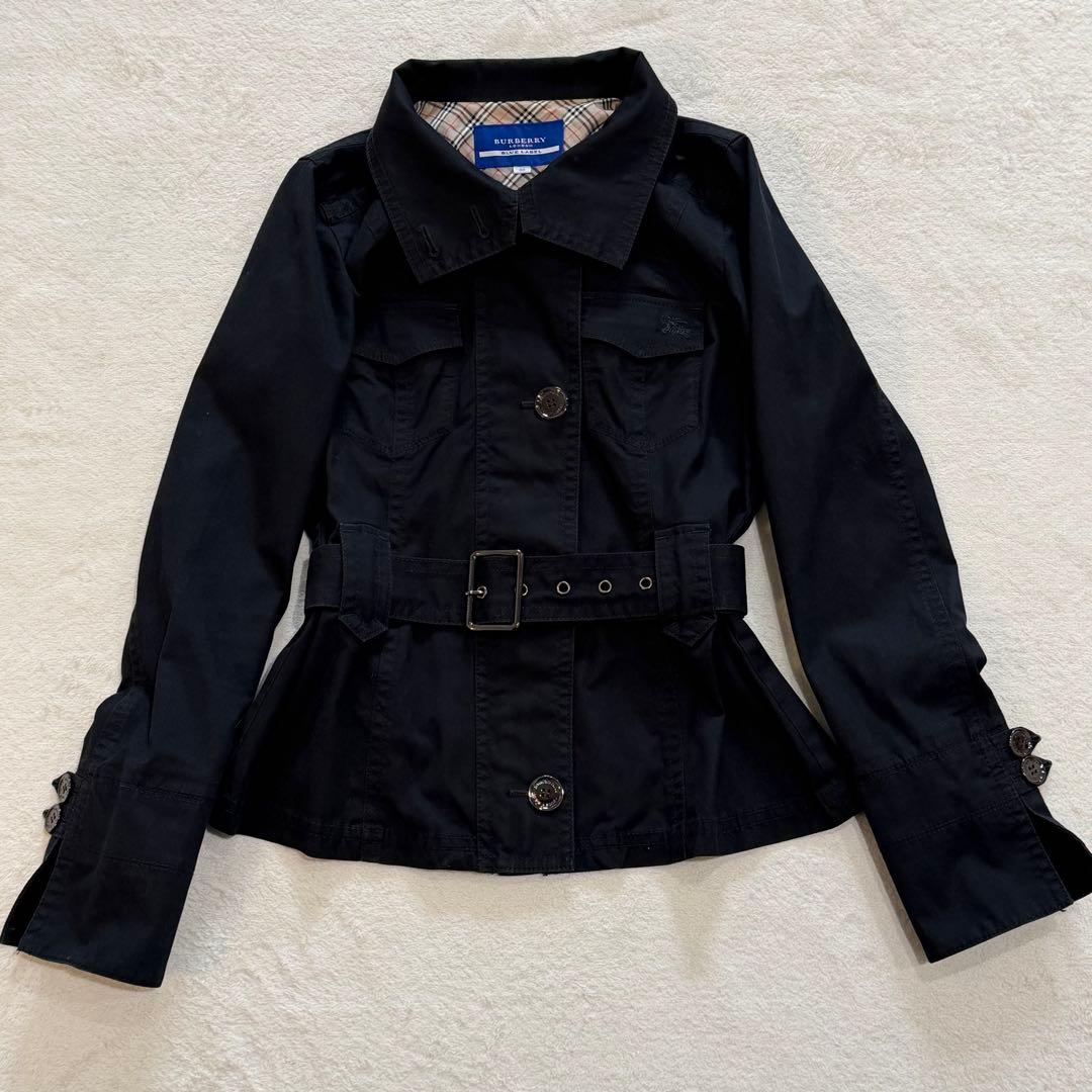 バーバリーブルーレーベル　ショートトレンチコート　ノバチェック　ベルト　黒　M バーバリーブルーレーベル トレンチコート ベルト ノバチェック ダブル
