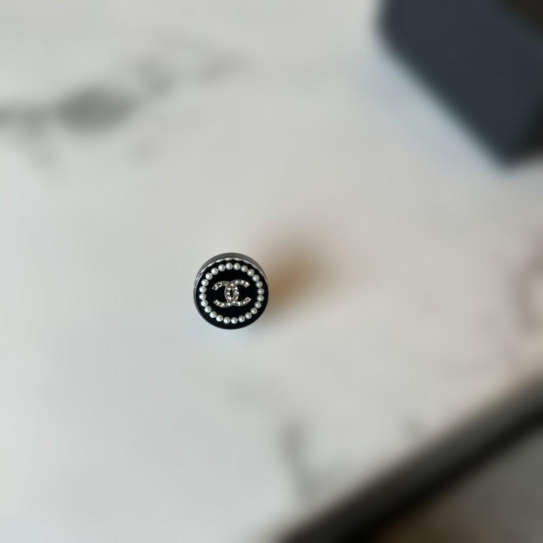 シャネル　ピアス　パール　ラインストーン　片方　片耳　キャッチ無し 楽天市場】(シャネル)chanel ラインストーン ピアスの通販