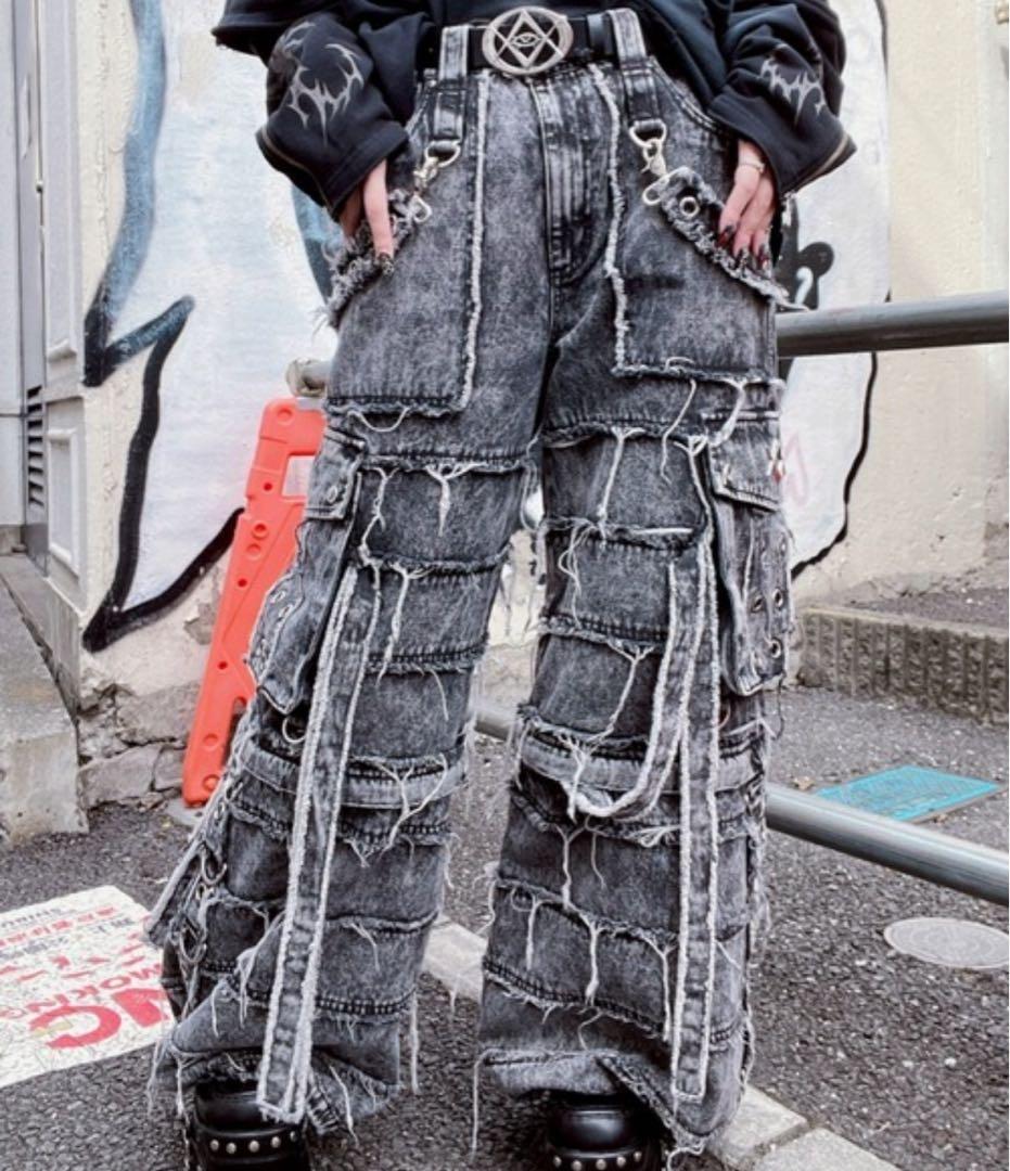 REFLEM/レフレム』2WAY切替ワイドデニムカーゴパンツ - メルカリ