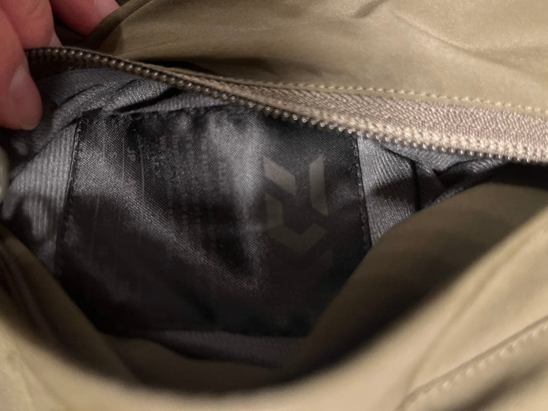 ベストTECH REVERSIBLE MIL ECWCS STAND VEST