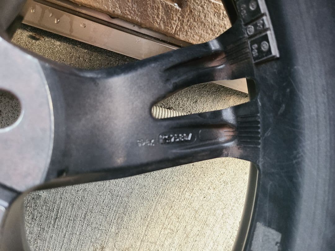 ④【美品】MAK ストックホルム 18in 7.5J +50 PCD108　1本