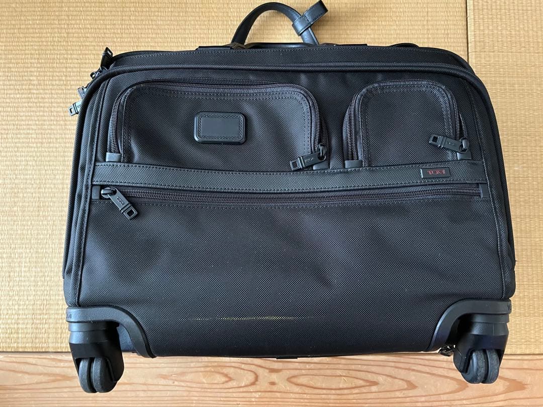 TUMI ホイールデラックスブリーフケース BLK 026627D2