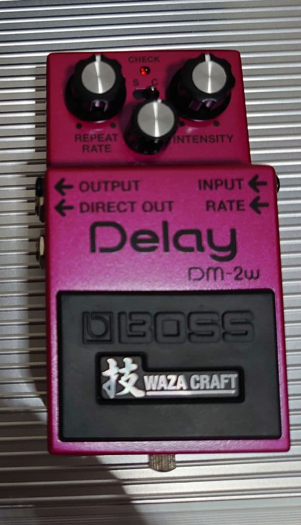 BOSS DM-2w エフェクター ディレイ Amazon.com: Boss DM-2W Delay Waza Craft Guitar Effects Pedal