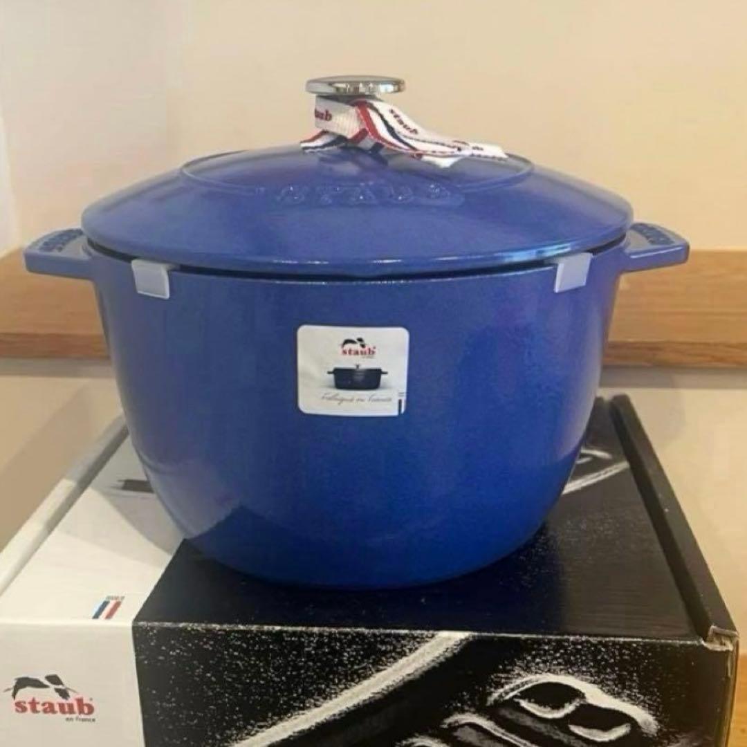 Staub ストウブ ラ・ココット de GOHAN ブルーベリー 20cm Amazon｜staub ストウブ 「 ラ ココット de GOHAN ブルーベリー L 20cm