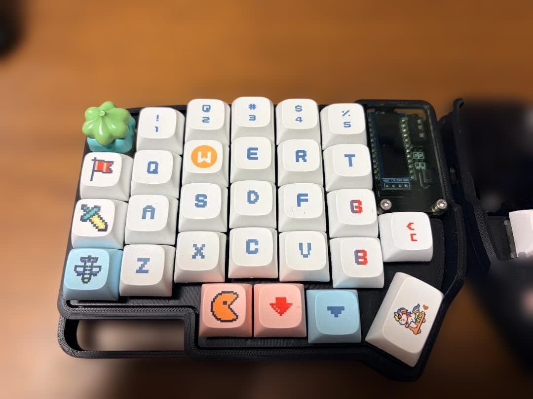 Lily58 Pro 自作分割メカニカルキーボードVial対応 - メルカリ