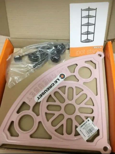 【新品未使用】ルクルーゼ ポットスタンド シフォンピンク 5段 Yahoo!オークション -「ルクルーゼ ポットスタンド」の落札相場・落札価格