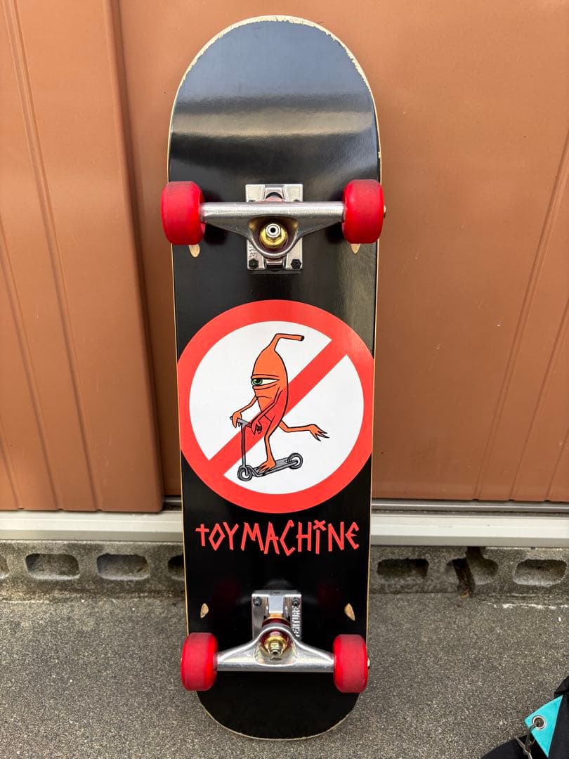 い*る様 TOYMACHINE スケートボード 美品　venture TOY MACHINE トイマシーン スケートボード コンプリート 8.0inch