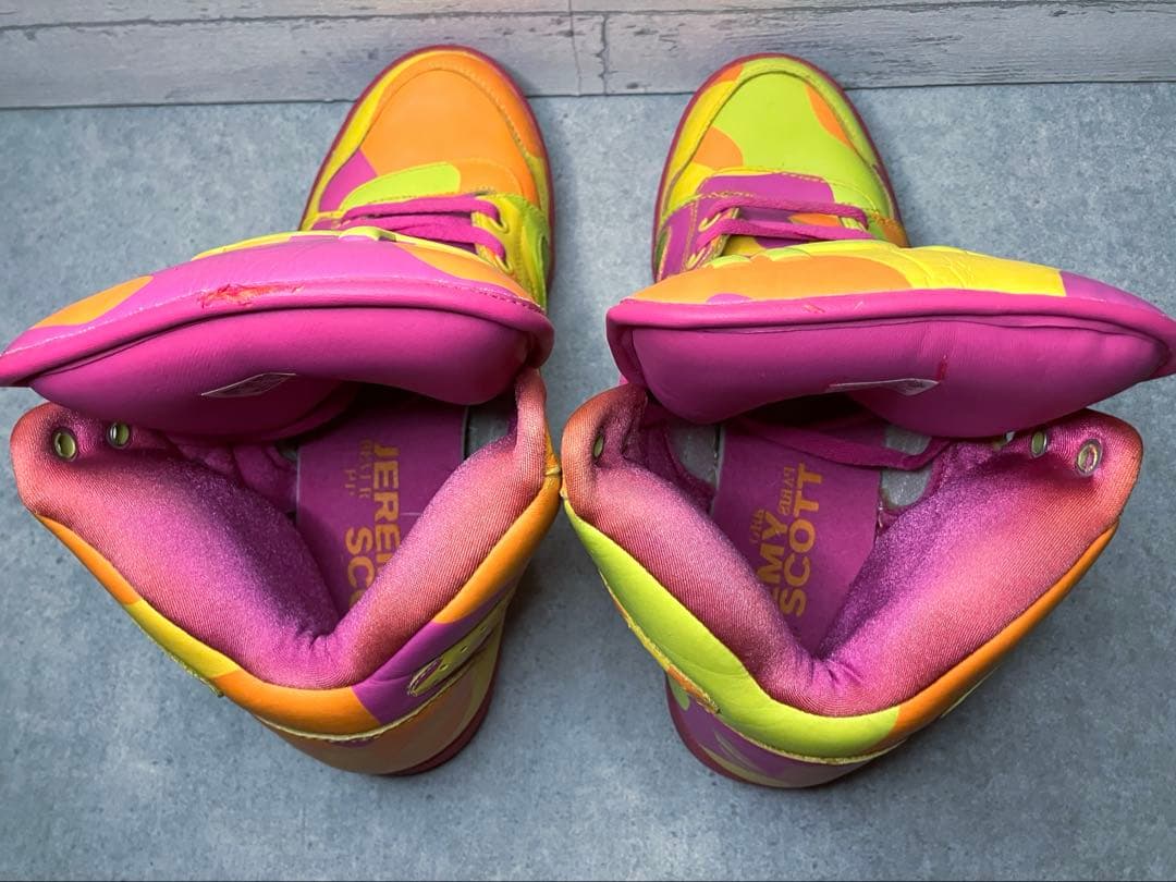 アディダスadidas ジェレミー・スコット ハイカット スニーカー