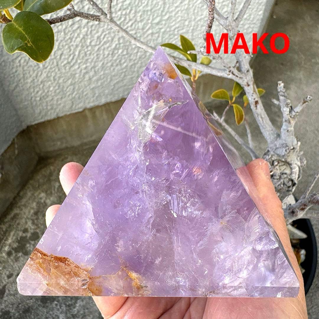 M1878☆アメジストピラミッド625g☆ブラジル産☆天然石 原石