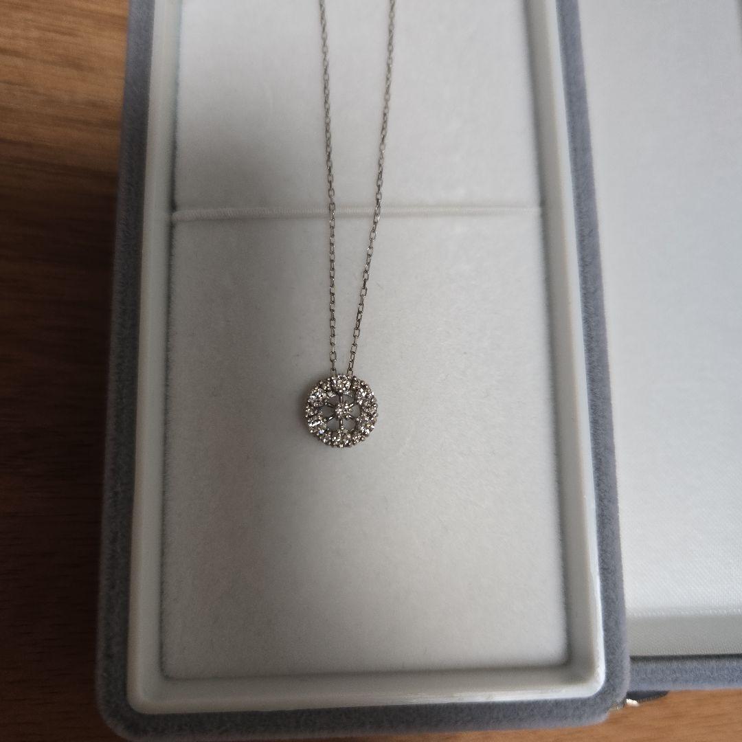【新品未使用】Pt900 ダイヤモンドネックレス　ペンダント 0.28ct