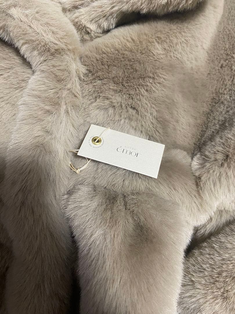 完売NOTRE émor wave silhouette volume coat - メルカリ