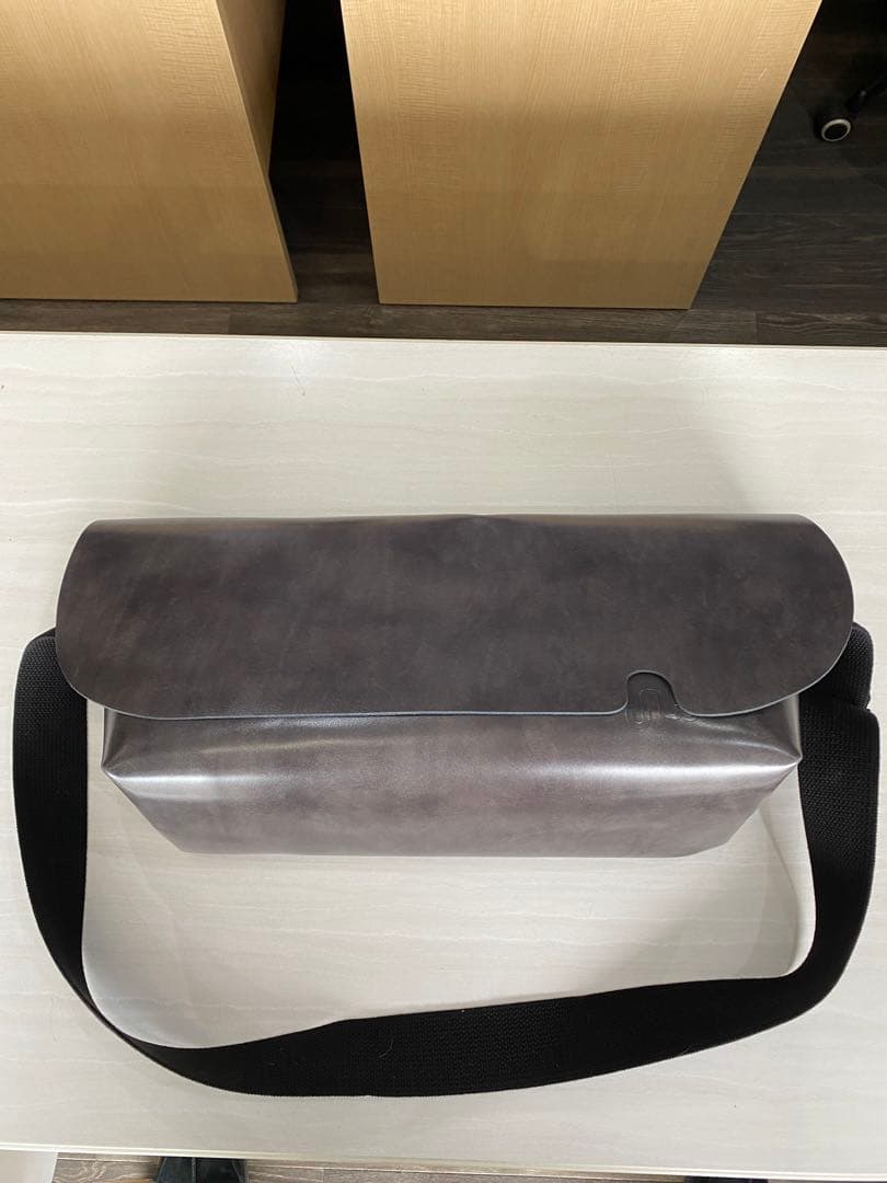 Uni&co メッセンジャーバッグ グレー 楽天市場】ビクトリノックス VICTORINOX 公式 アーキテクチャー