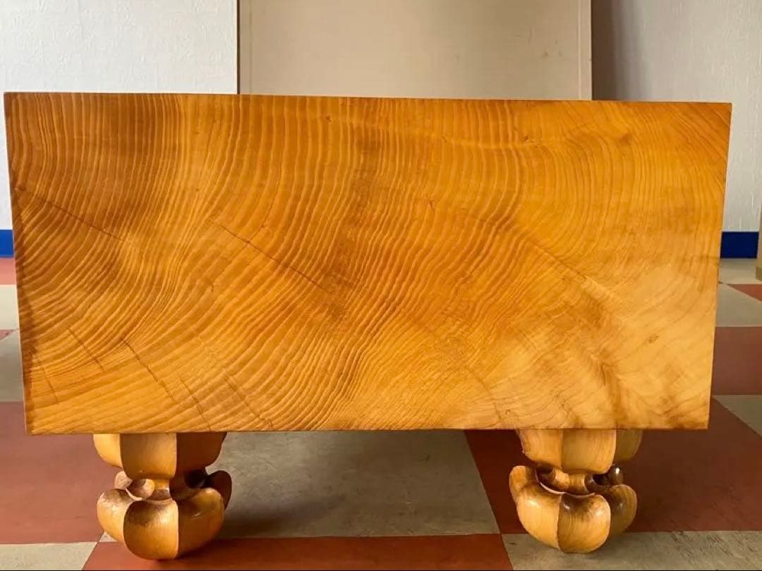 本榧囲碁盤 7寸 石つき 本榧足付碁盤 3寸2分（木裏） ga30008 | 前川榧碁盤店