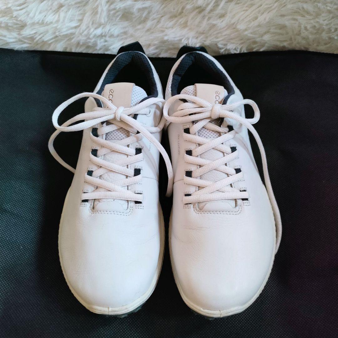 美品✨ecco エコー　ゴルフシューズ　39 24.5cm スパイクレス