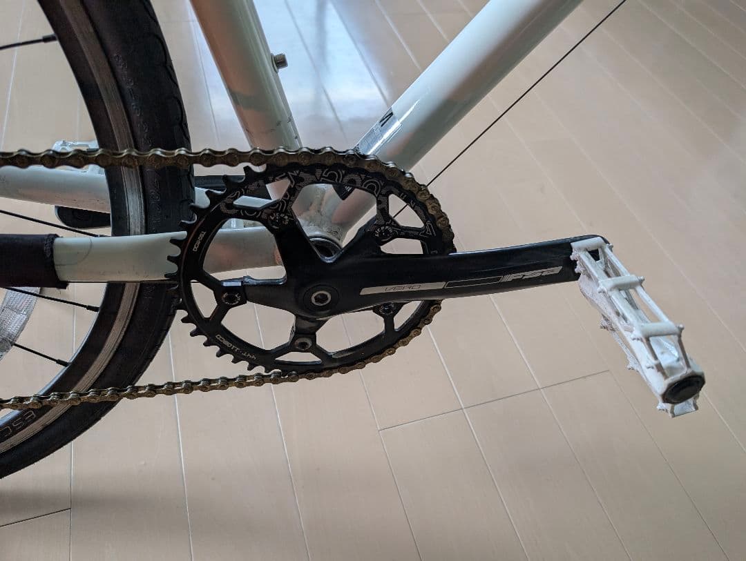 GIANT クロスバイク ホワイト 直接取引 - メルカリ