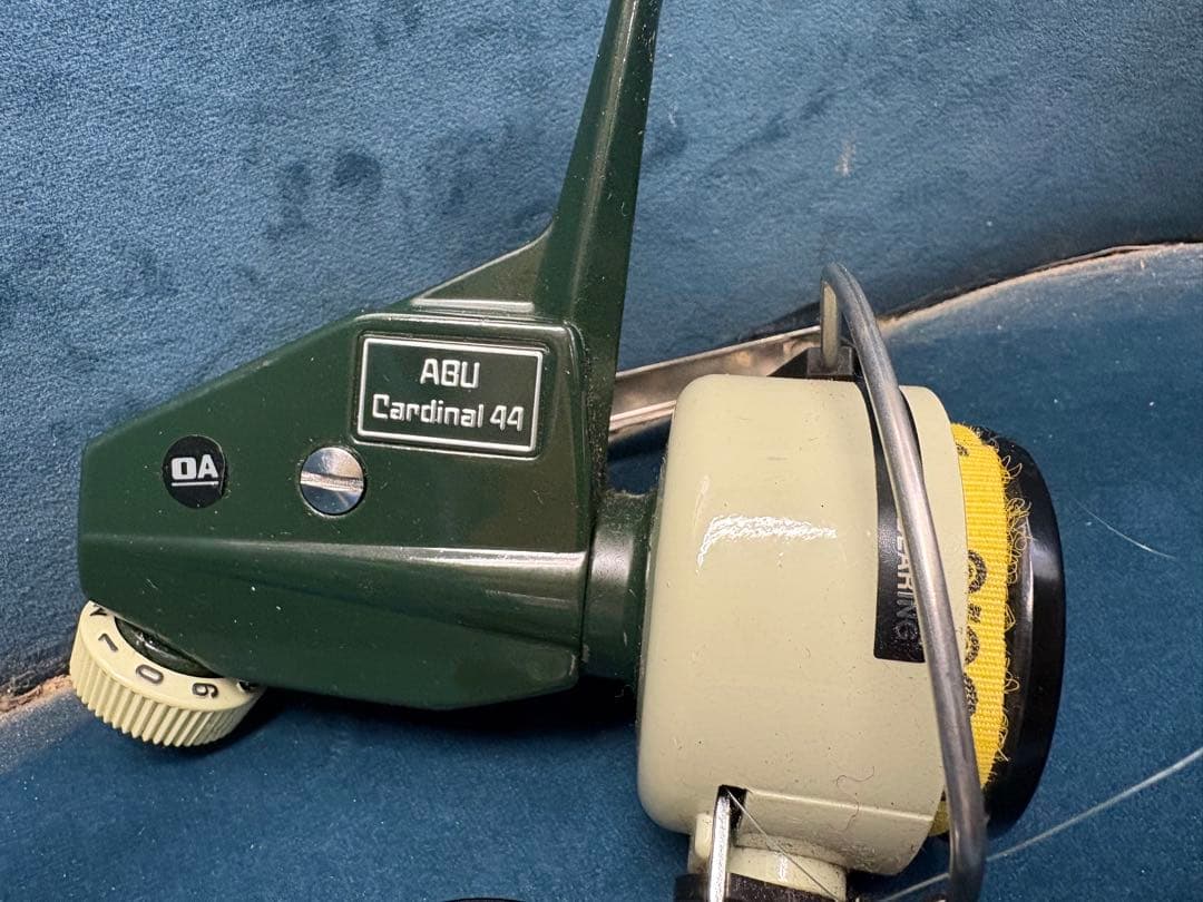 梅*吉様 ABU Cardinal 44 スピニングリール - メルカリ