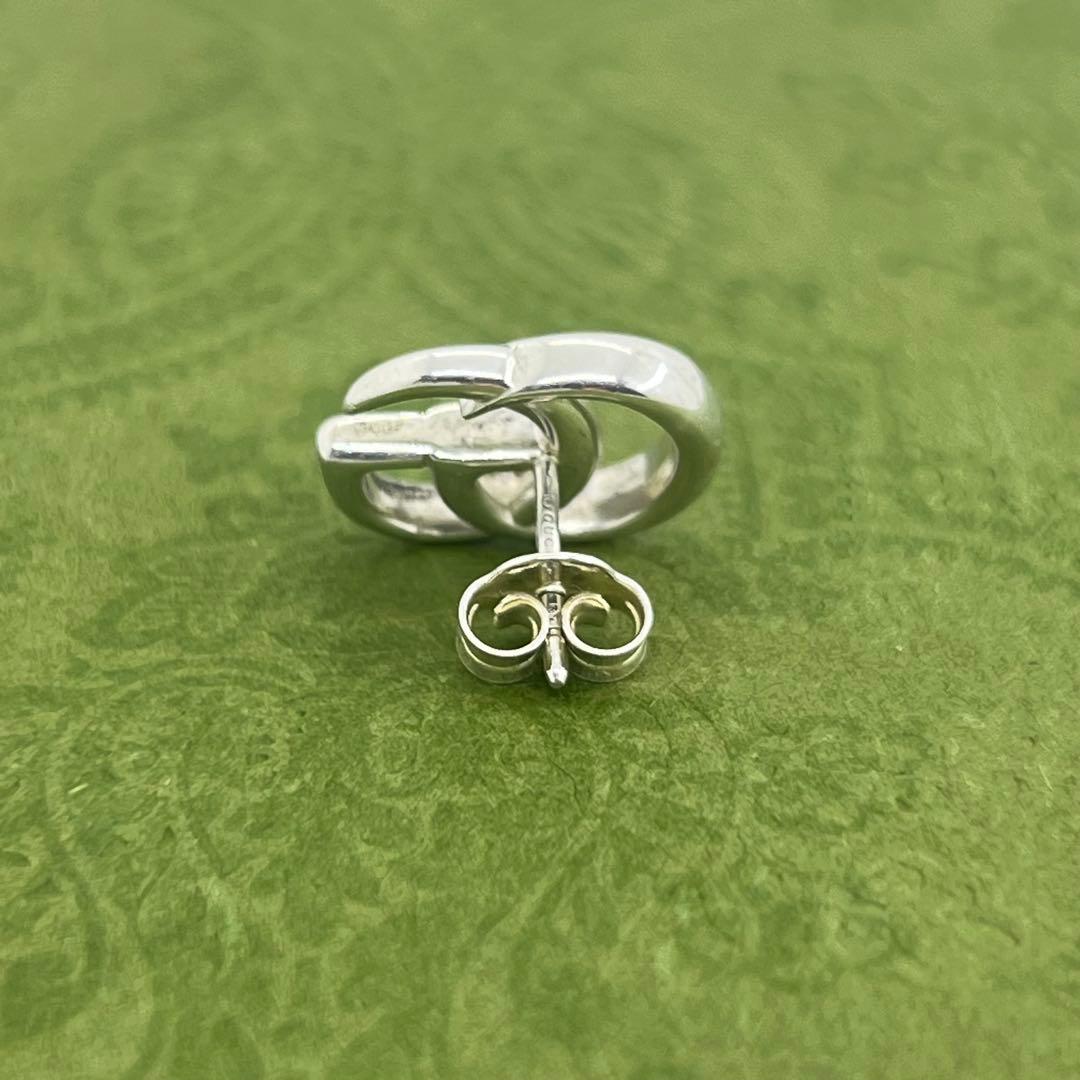 GUCCI ダブルG スタッズ 片耳 ピアス 053361 - メルカリ