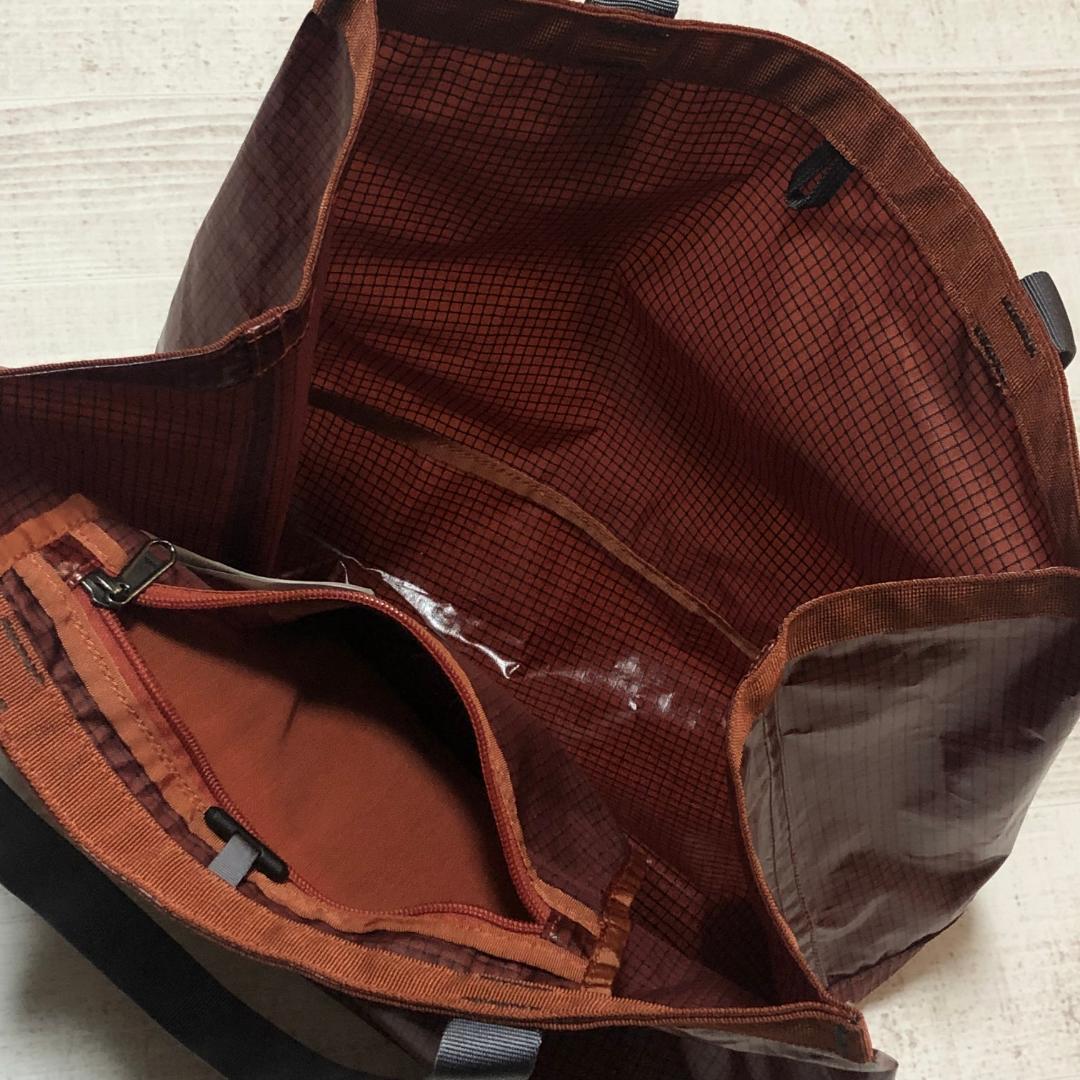 廃番人気カラー‼️パタゴニア ライトウェイト・ブラックホール・ギア