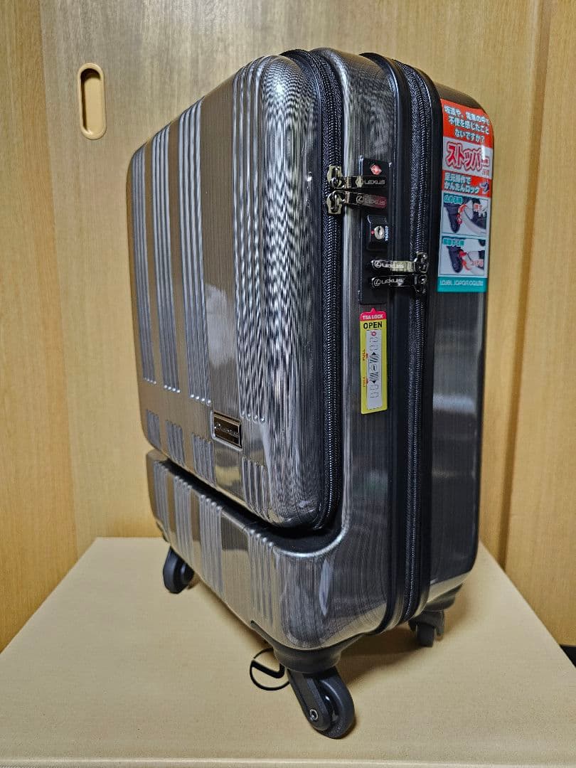 Lexus キャリーケース レクサス LEXUS キャリーケースの通販 by みゆ's shop｜ラクマ