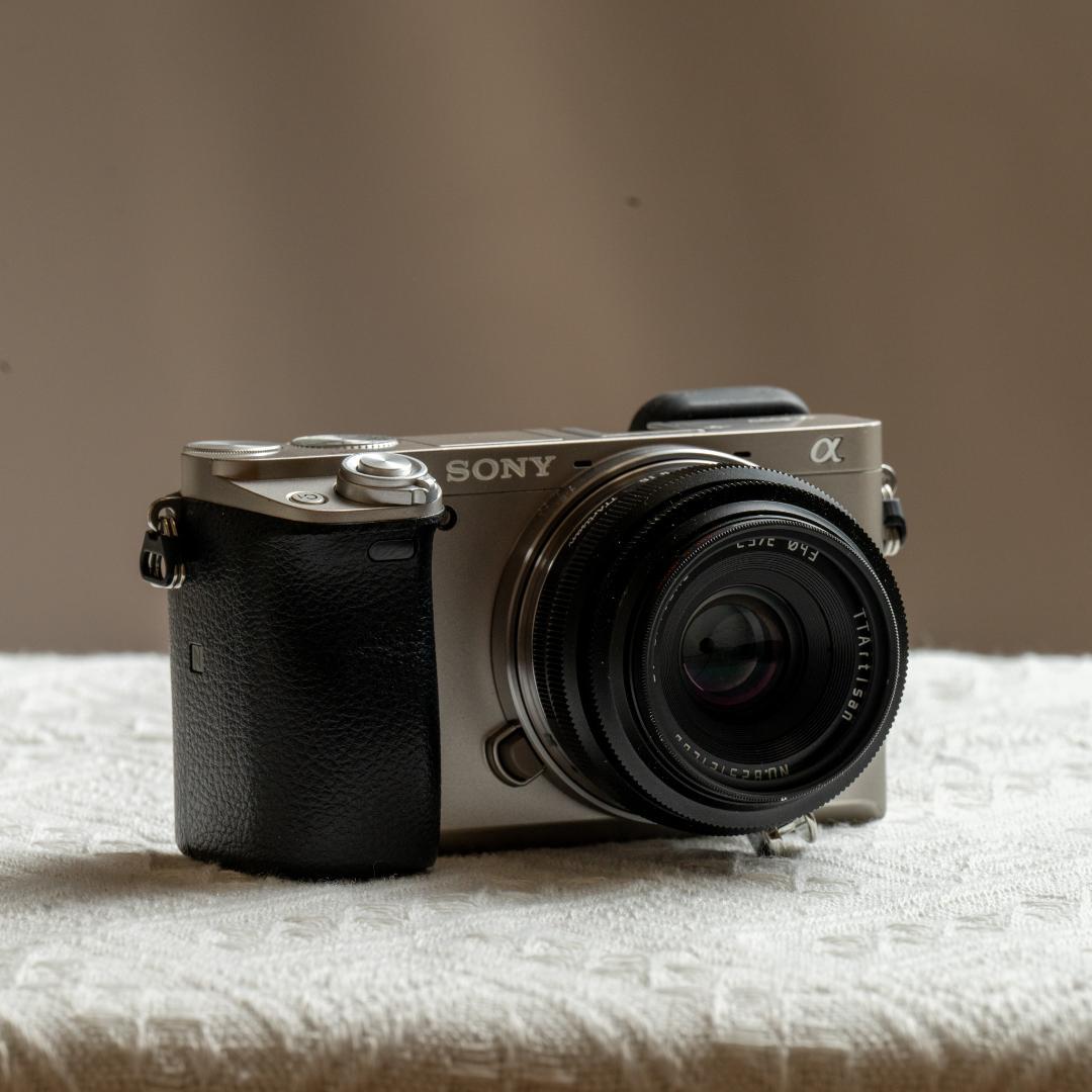 【即撮影OK】SONY α6000 レンズ2本 バッテリー2個 バッグ付 α6000 | デジタル一眼カメラα（アルファ） | ソニー