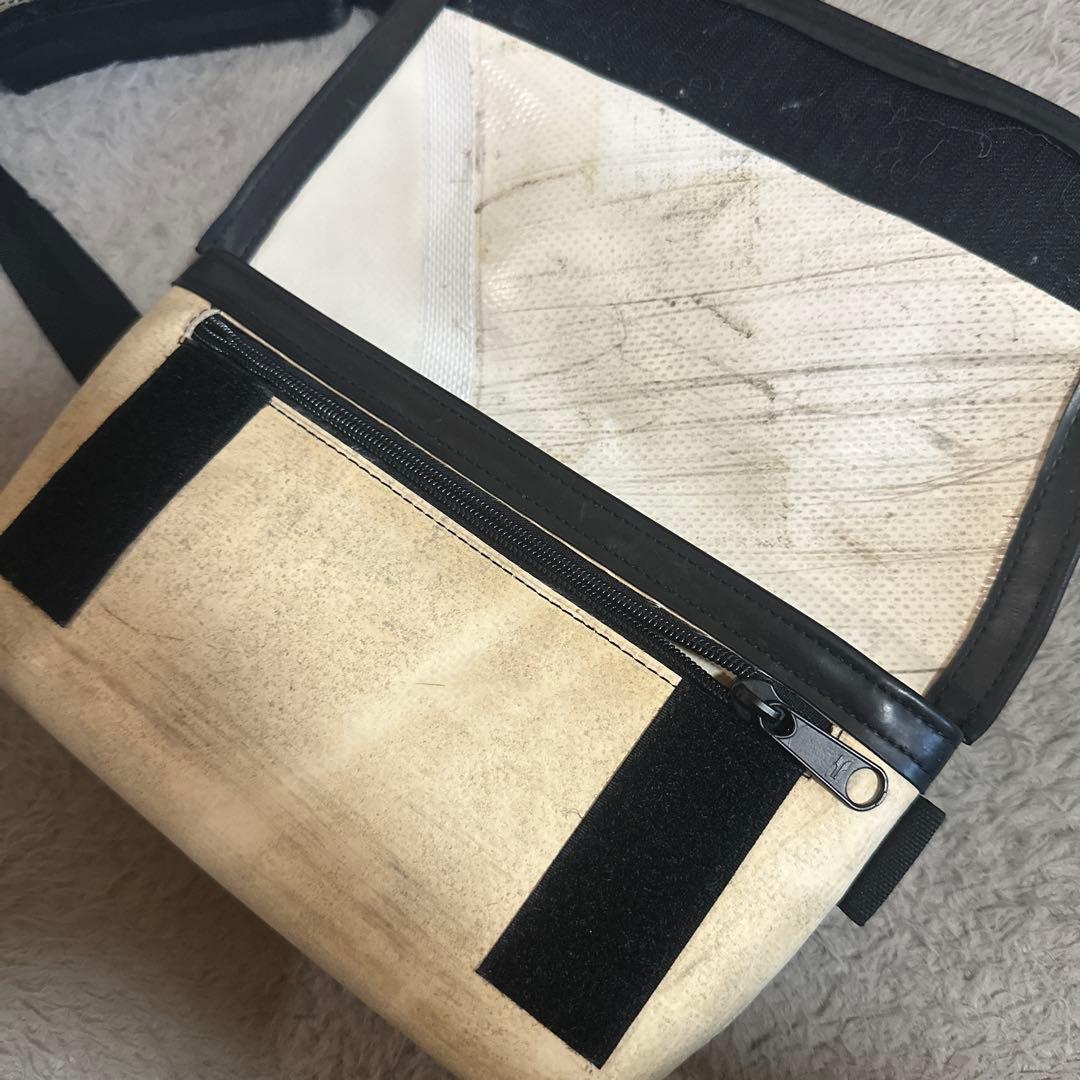 FREITAG F40 JAMIE 未使用に近い アイボリー×ブラック ファッション