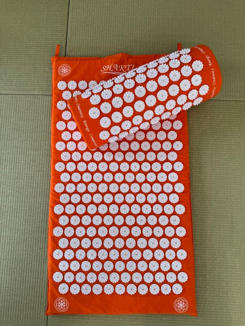 『正規品』シャクティマット　正規代理店で購入 Amazon.co.jp: 【正規品】シャクティ シャクティマット オレンジ