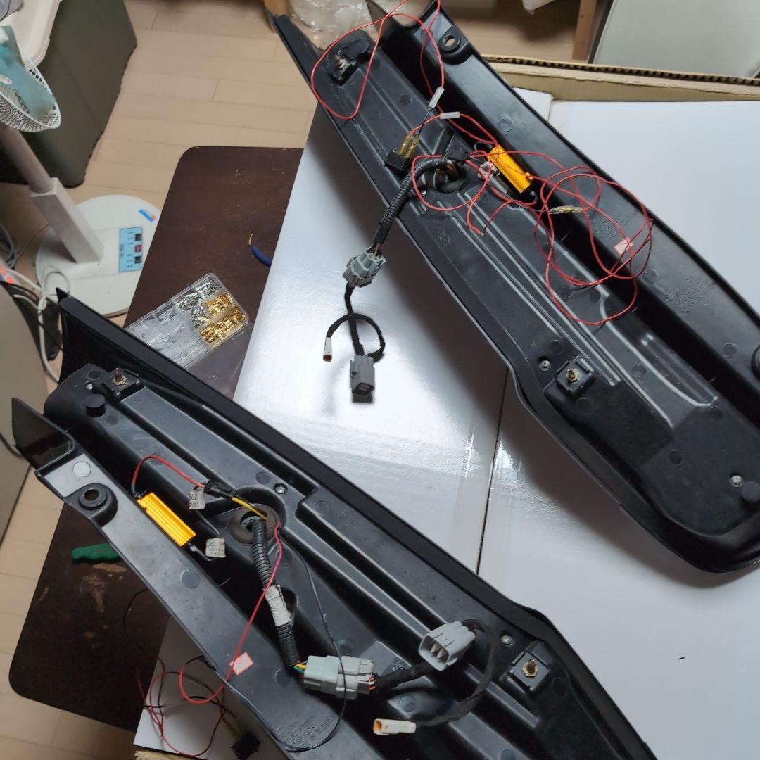 80系ノアヴォク用テールランプ。 NOAH 80系 ノア ヴォクシー エスクァイア専用 テールランプ全灯化