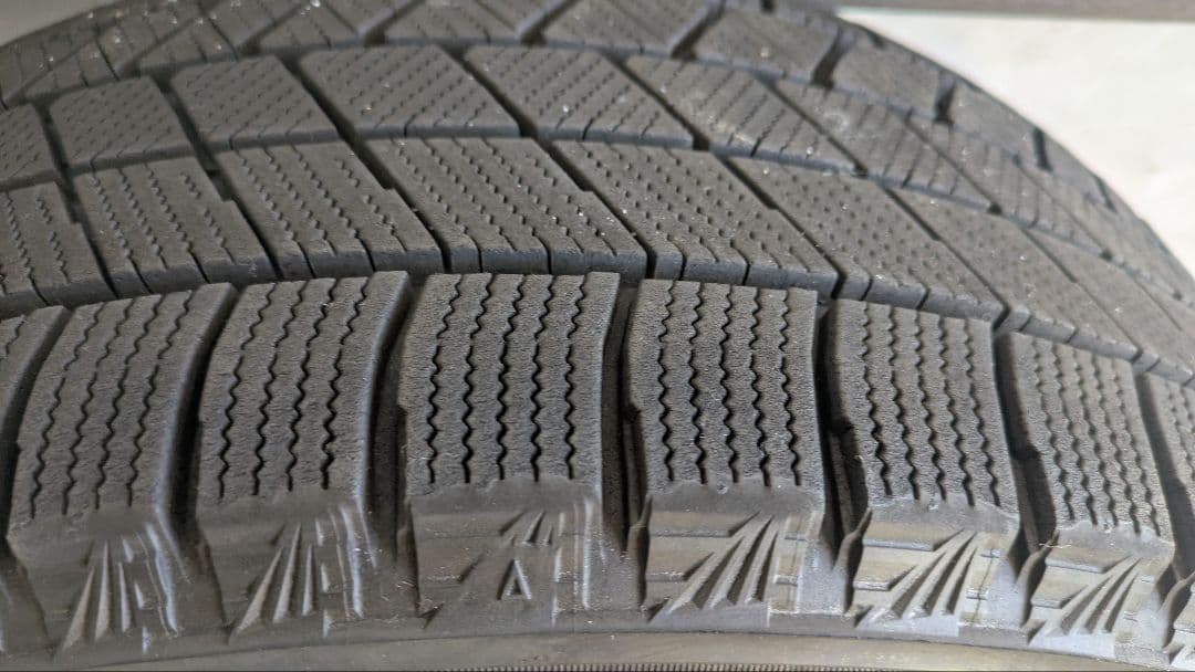 VRX3 225/40/r18 GRヤリス空気圧センサ付RZ純正ホイール