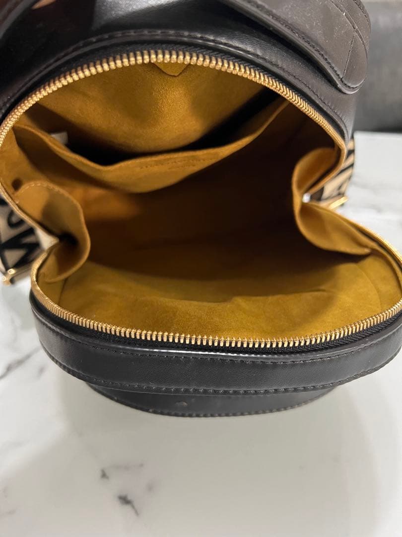 ステラマッカートニー◇ロゴストラップ リュック - メルカリ