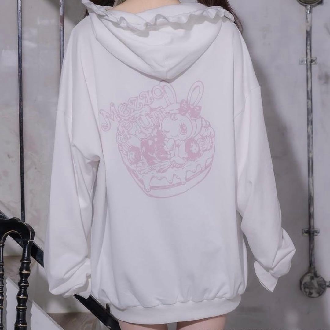 pium×Mezzo Piano ベリエちゃんハートケーキパーカー - メルカリ