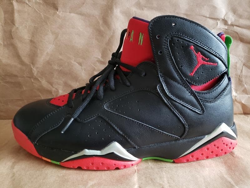 ナイキ／エアジョーダン 7 レトロ／「マービン・ザ・マーシャン