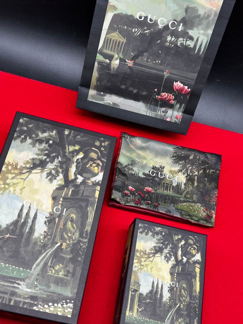 GUCCIイグナシモンレアル ショッパーセット - メルカリ